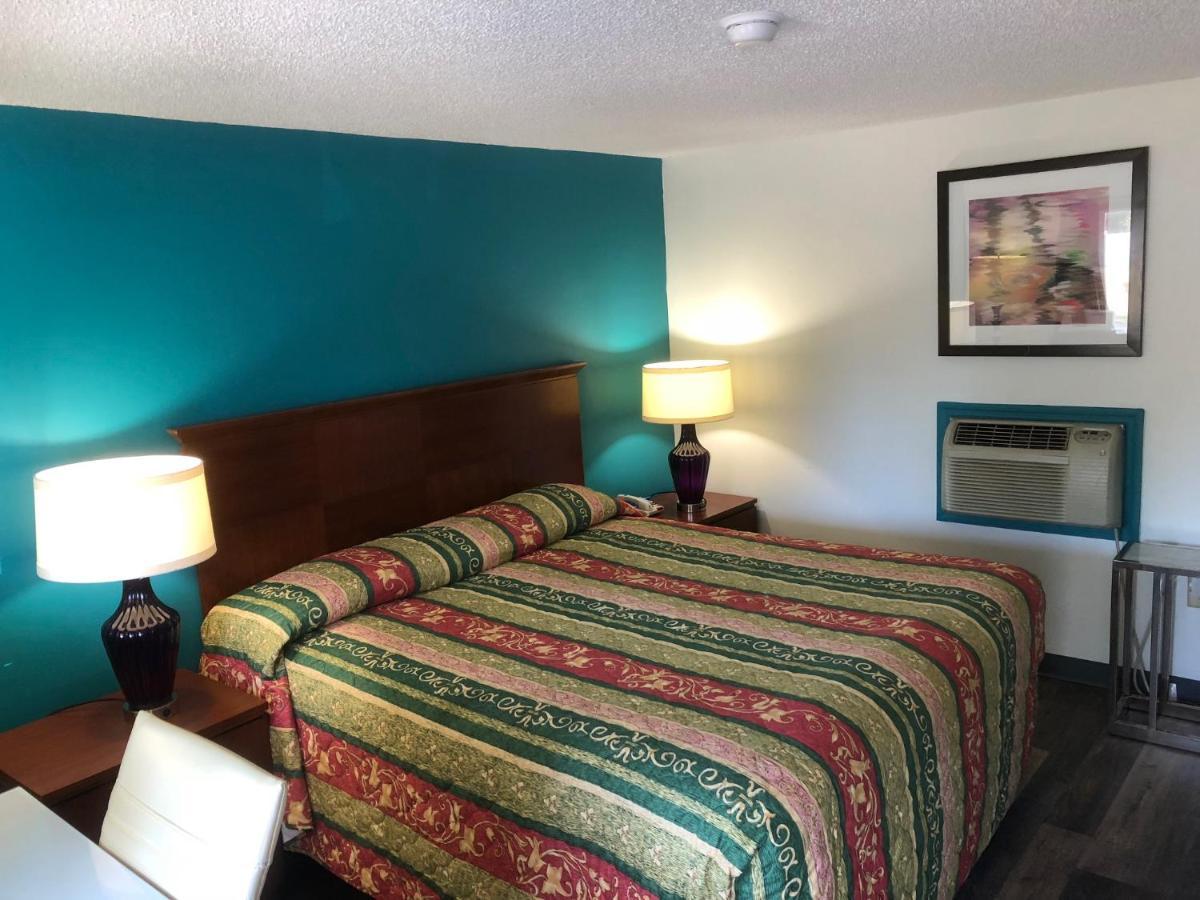 Econo Lodge Τζώρτζταουν Εξωτερικό φωτογραφία