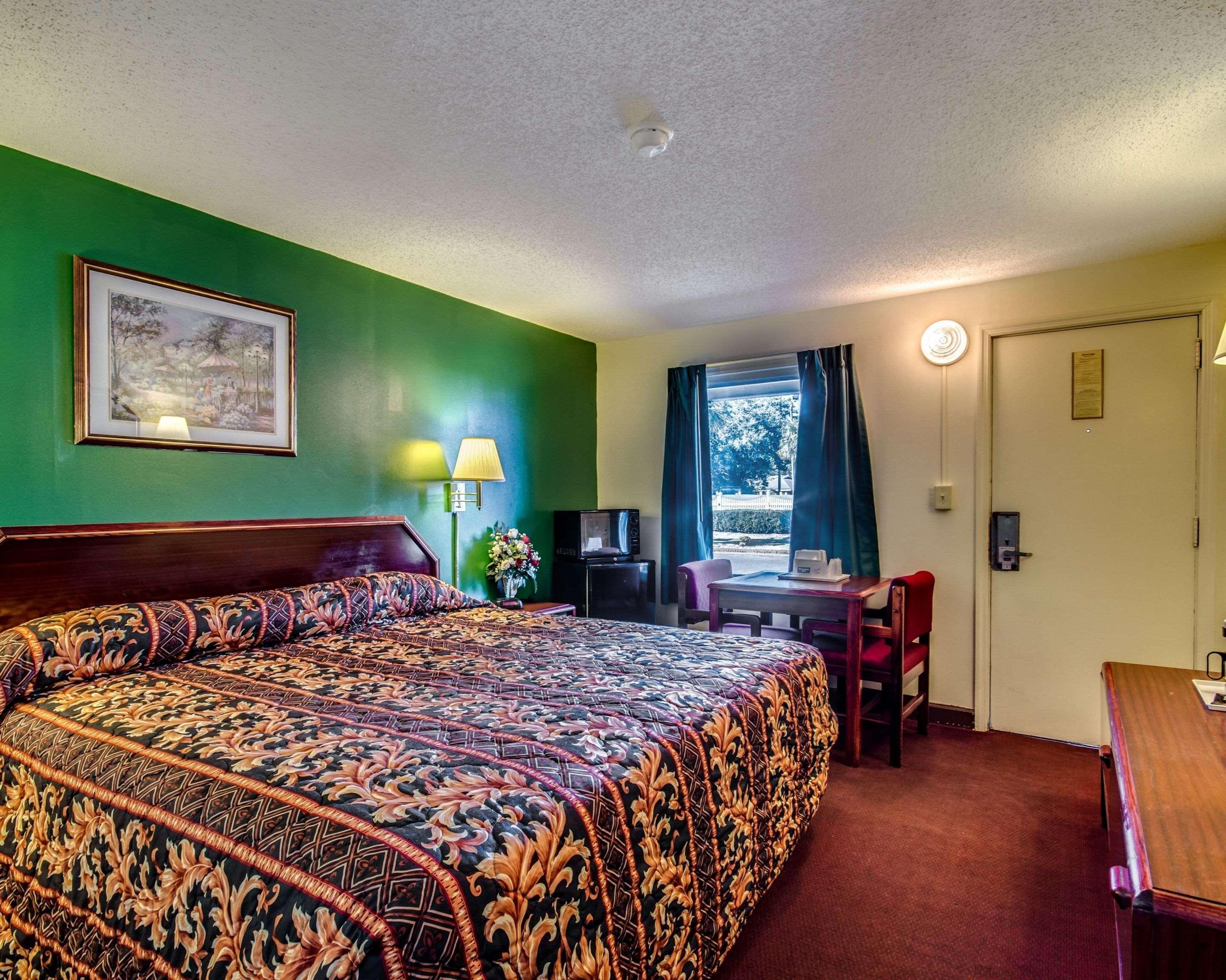 Econo Lodge Τζώρτζταουν Εξωτερικό φωτογραφία